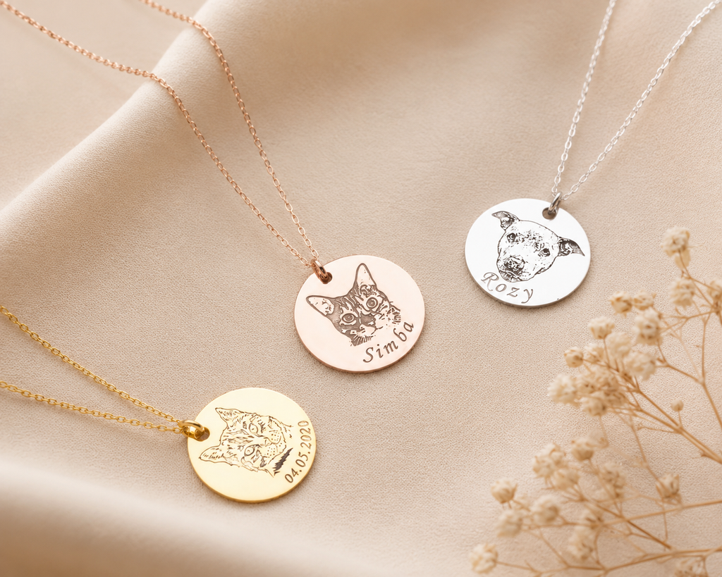 Close-up of the engraved pet portrait and personalized name