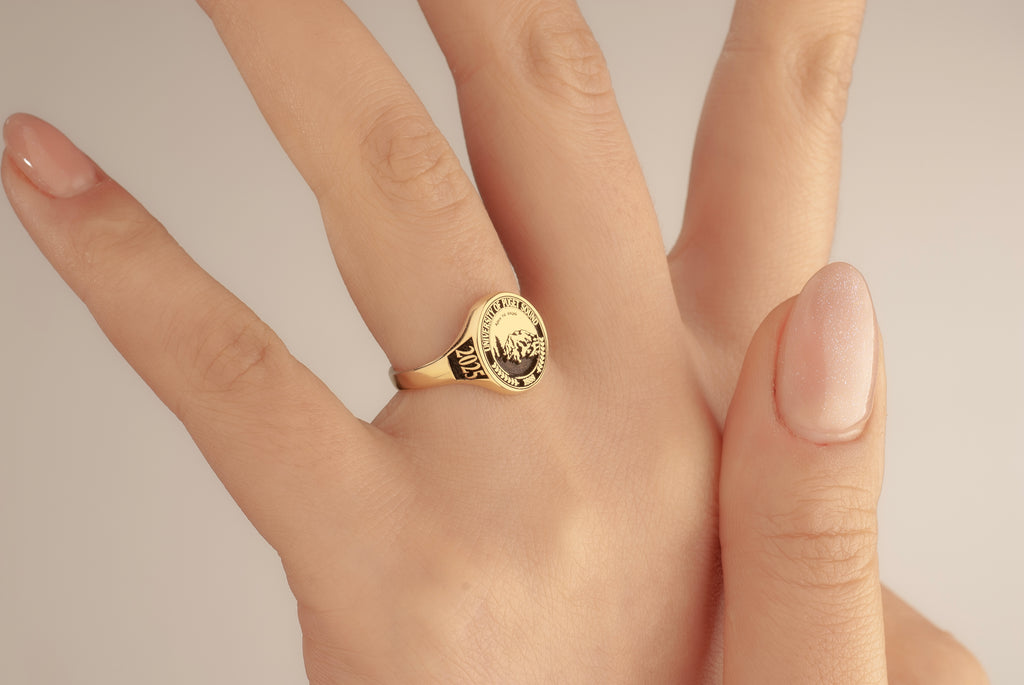 Custom Solid 14K Gold College Class Ring – Personalized School Crest Ring - School Emblem Class Ring – Personalized Graduation Ring