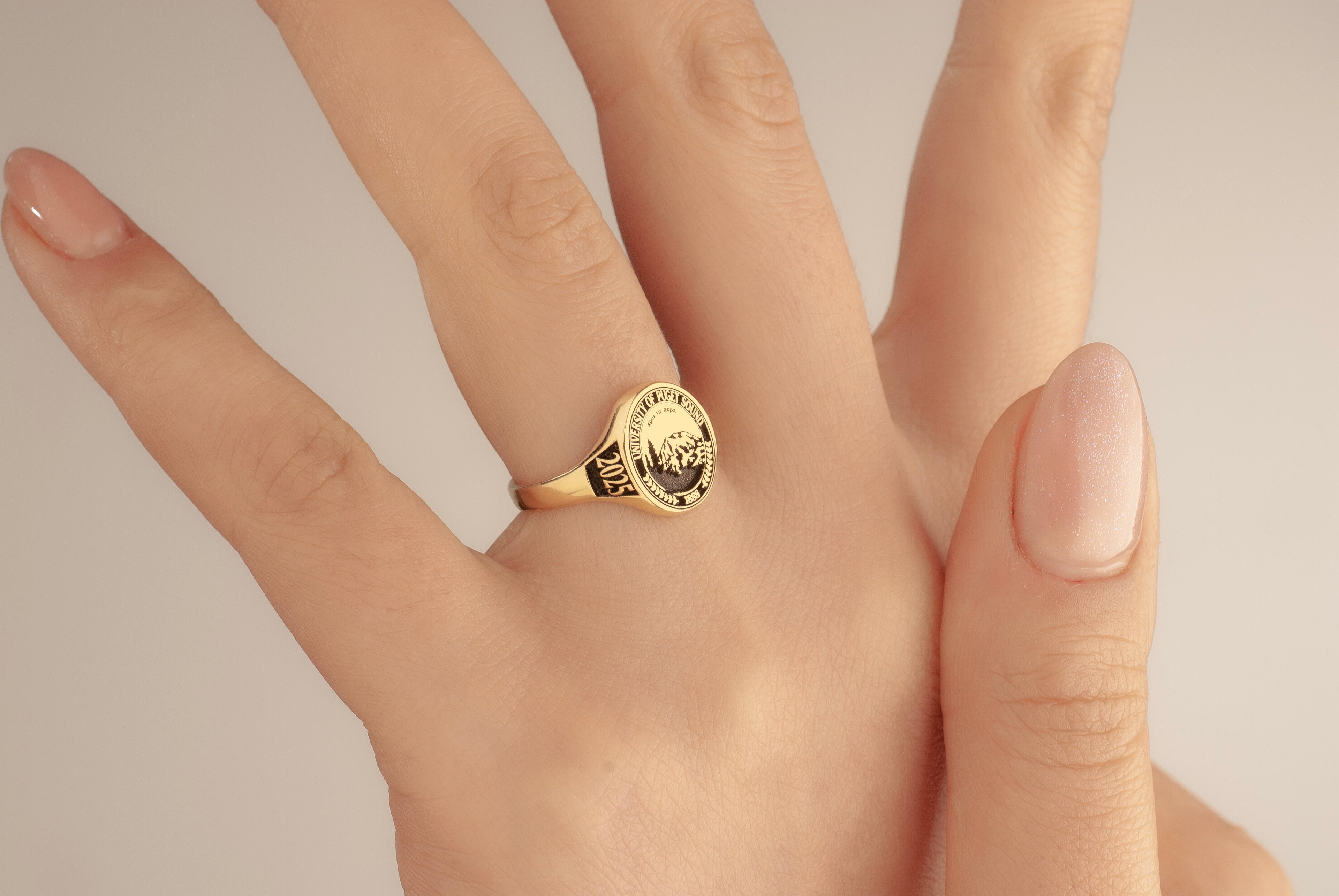 Custom Solid 14K Gold College Class Ring – Personalized School Crest Ring - School Emblem Class Ring – Personalized Graduation Ring