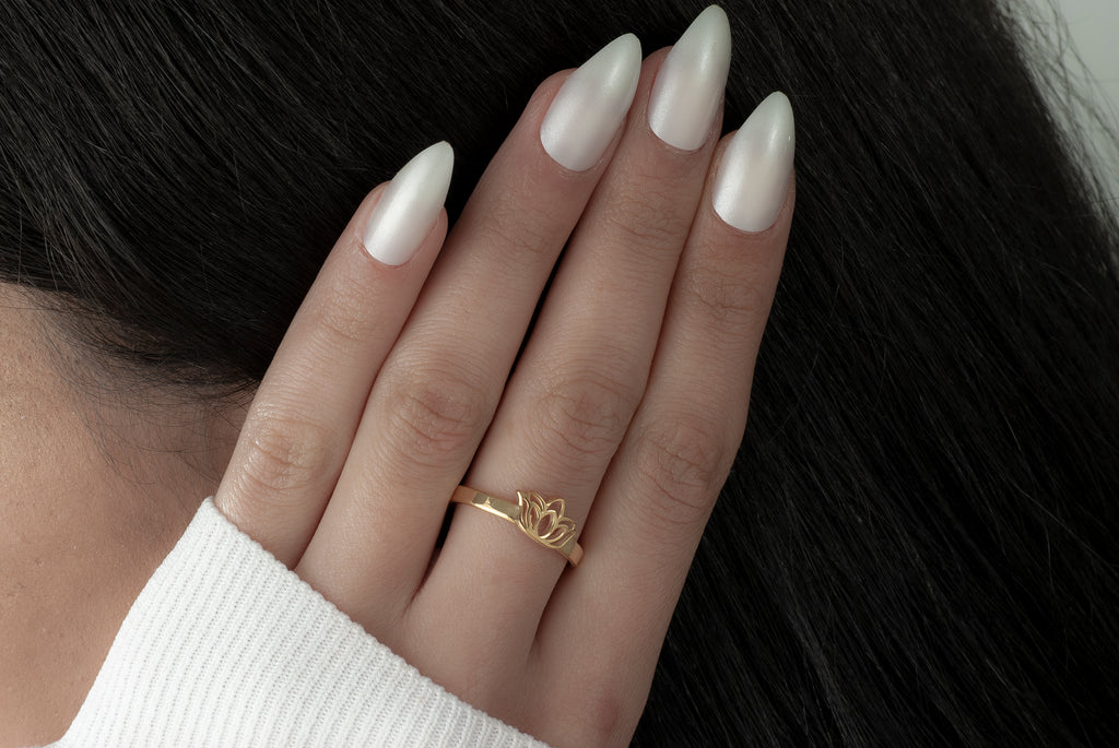 Solid gold lotus ring in Jovelle jewelry box