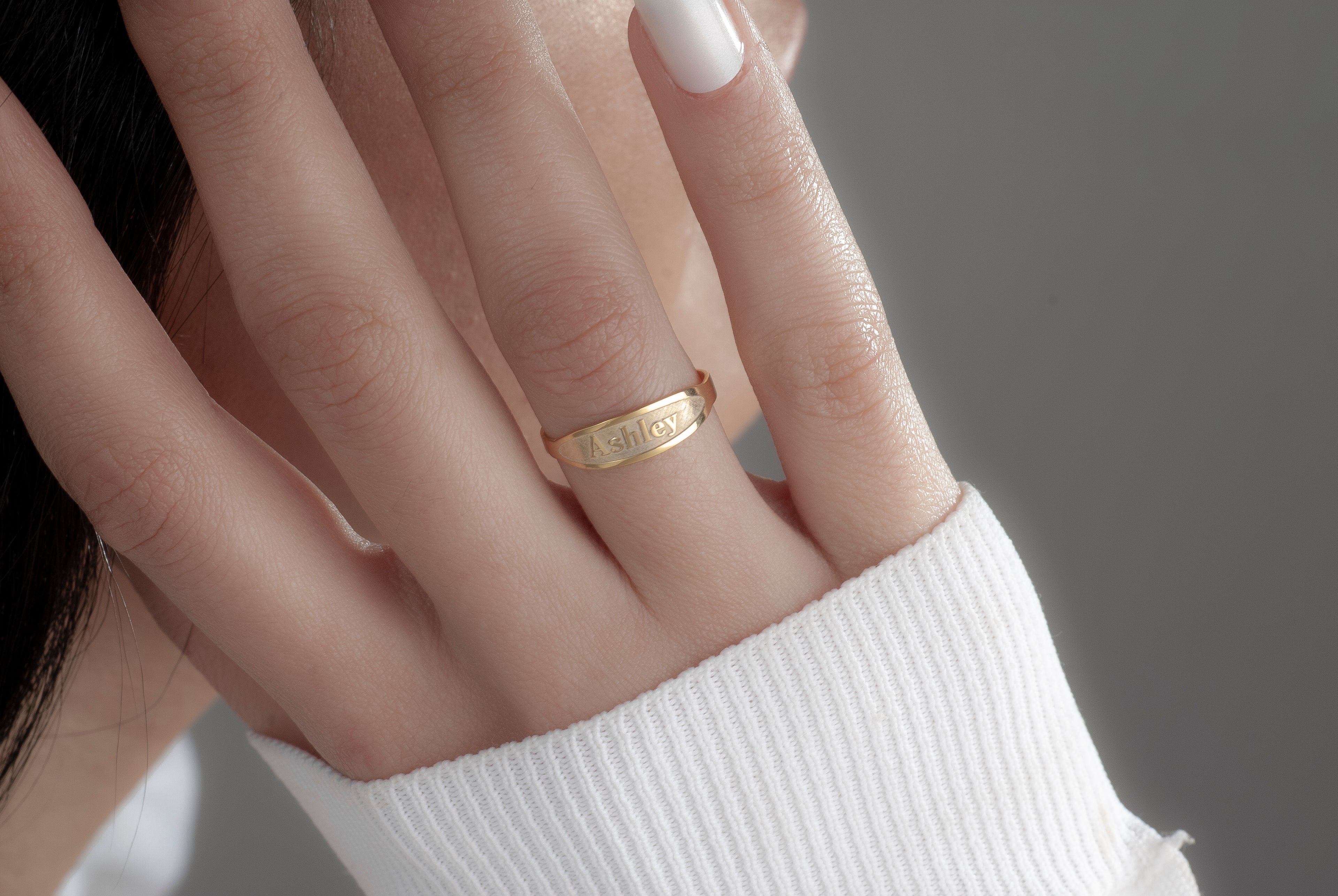 Solid 14K Gold Personalized Embossed Name Ring – Custom Engraved Band