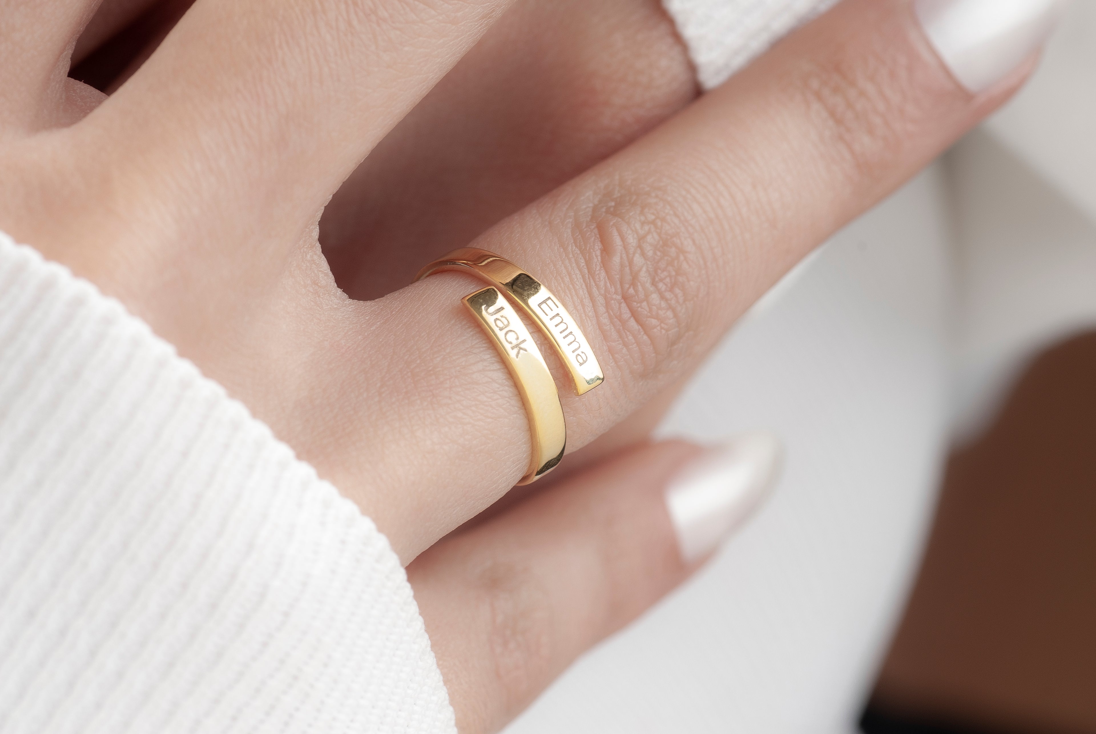 Personalized two name ring in solid 14K yellow gold