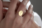 Personalized 14K Gold Pet Portrait Signet Ring – Engraved from Your Photo