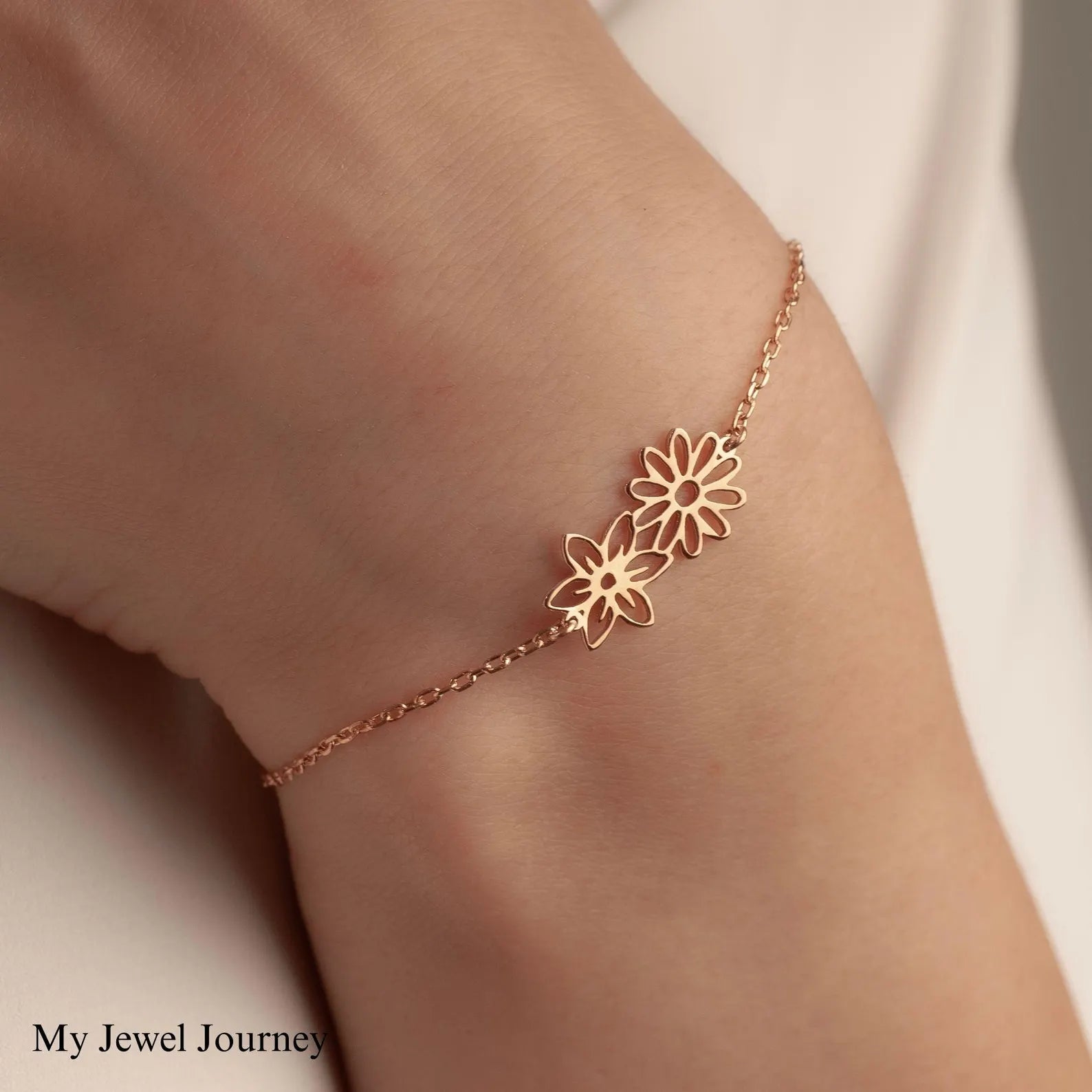 Personalized 14K Gold Birth Flower Bracelet, Birth Flower Family Bracelet, Personalized Gift for Mom, Birth Flowers Jewelry, Birthday Gift