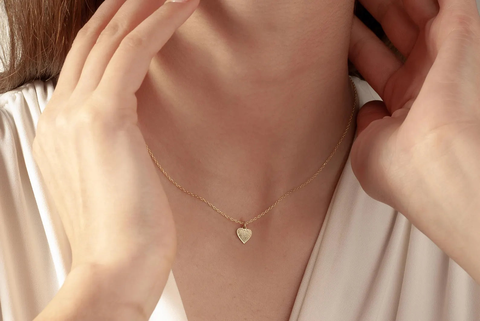 Minimal Heart Fingerprint Necklace in 14K Gold, Fingerprint Jewelry, Personalized Fingerprint Necklace, Memorial Necklace, Christmas Gift