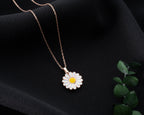 Daisy Bloom Secret Necklace, Personalized 925 Silver Necklace, Personalized Gold Daisy Name Necklace, Dainty Charm Pendant, Daisy Pendant