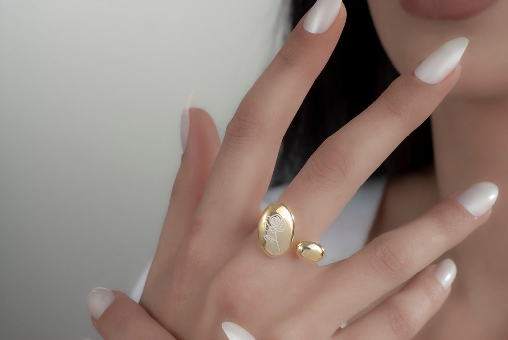 14K Gold Chunky Birth flower Ring, Adjustable Ring, Birth Flower Jewelry, Dome Ring, Big Chunky Band Ring, Shiny Bombe Ring, Stackable Ring