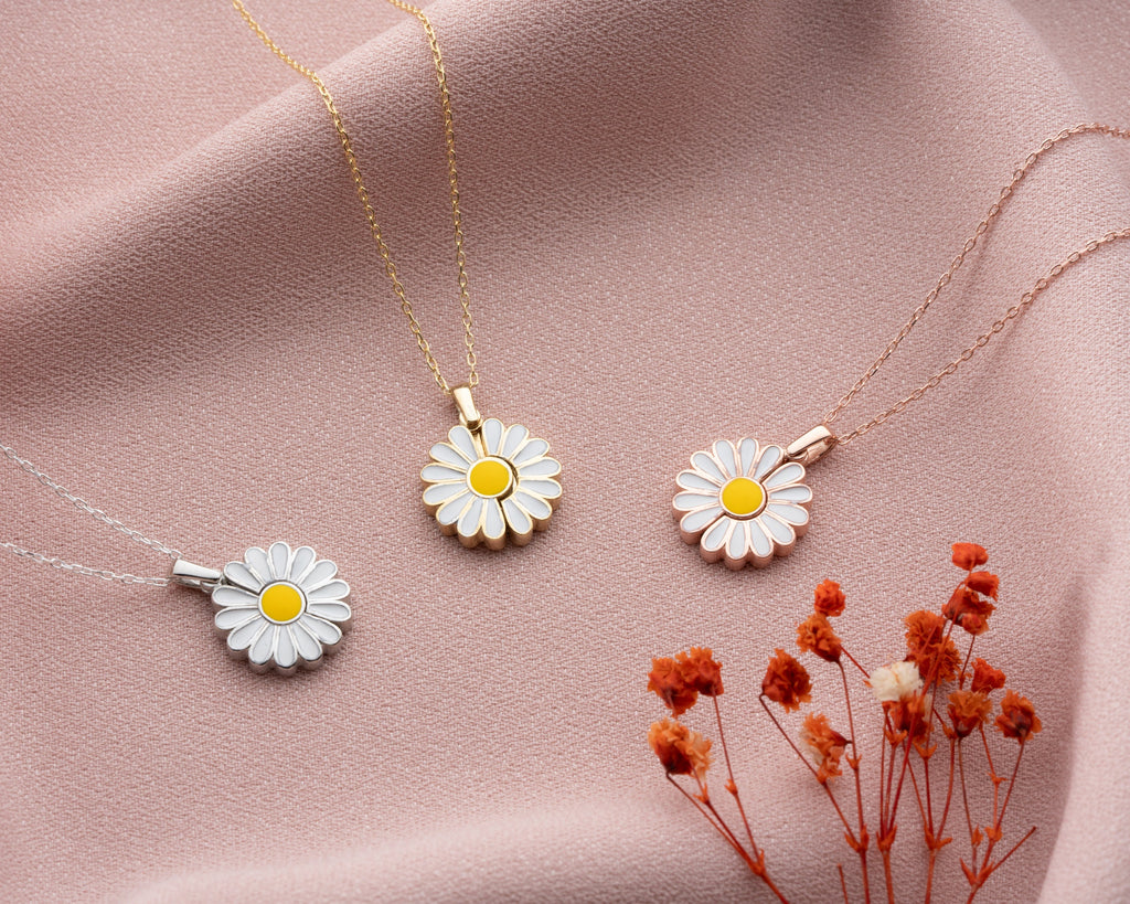 Daisy Bloom Secret Necklace, Personalized 925 Silver Necklace, Personalized Gold Daisy Name Necklace, Dainty Charm Pendant, Daisy Pendant