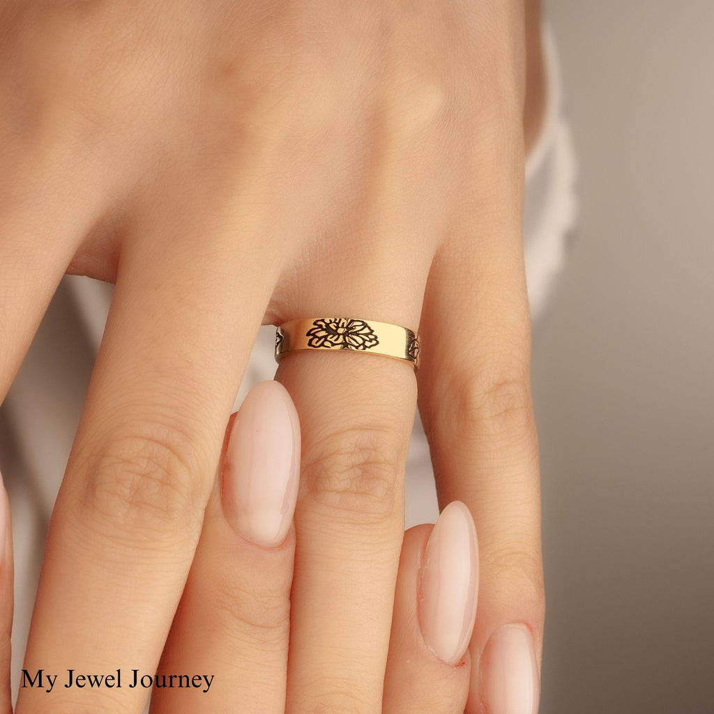 14K Gold Birthflower Ring, Mother Birth Flower Ring, Custom Engraved Floral Band Ring, Personalized Family Ring, Christmas Gift