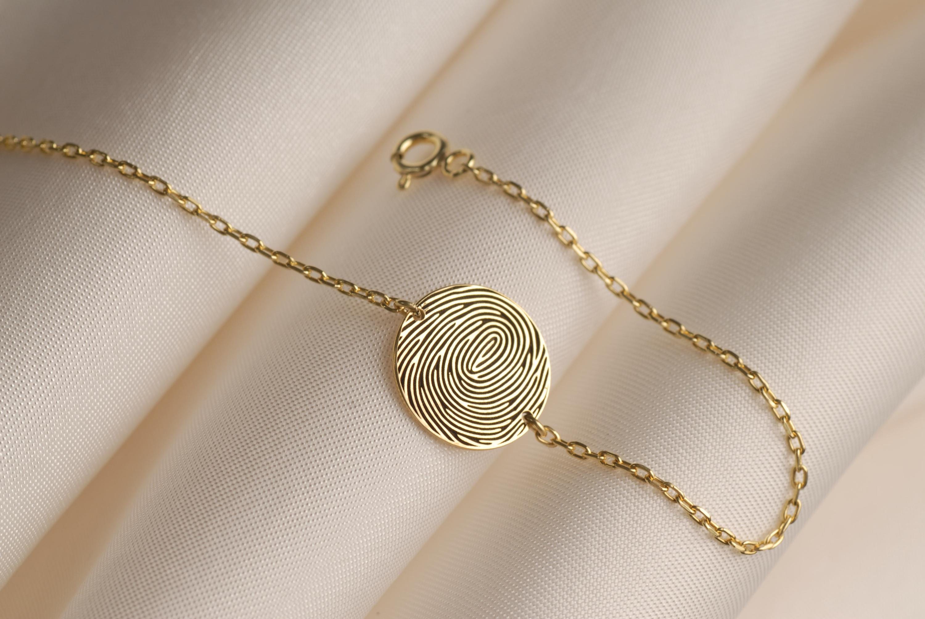 14K Gold Fingerprint Bracelet, Personalized Fingerprint Charm Bracelet, Dad Thumb Print Jewelry, Mom Memorial Jewelry, Remembrance Keepsake