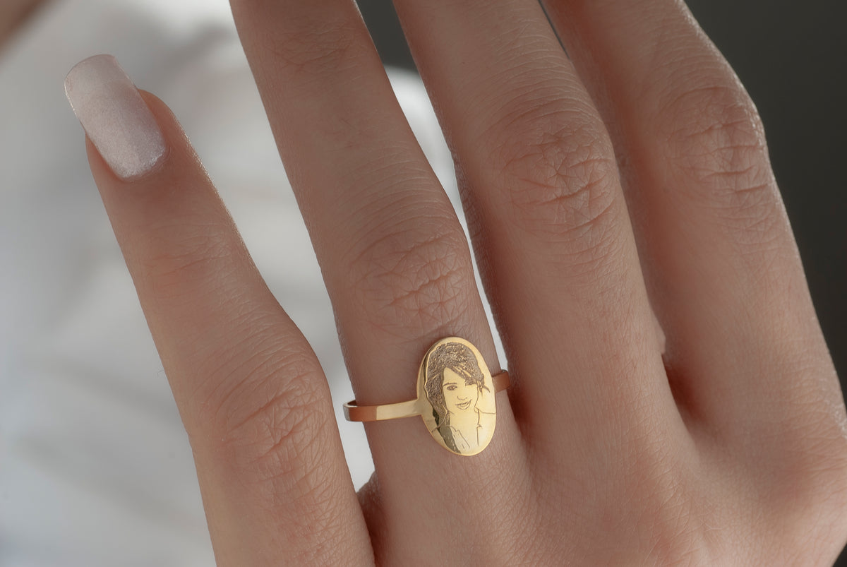 Jovelle Fine Jewelry personalized photo ring gift packaging