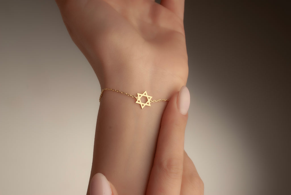 Jovelle Star of David bracelet presented in a gift box